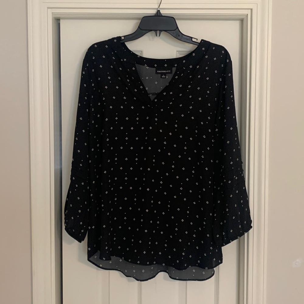 Black with white detail 3/4 blouse
